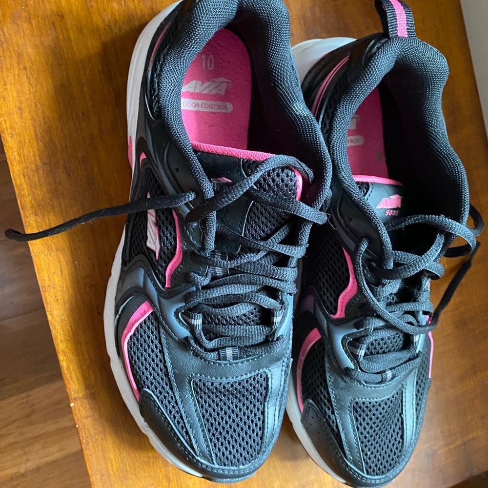 Women's Black and Pink Athletic Shoes